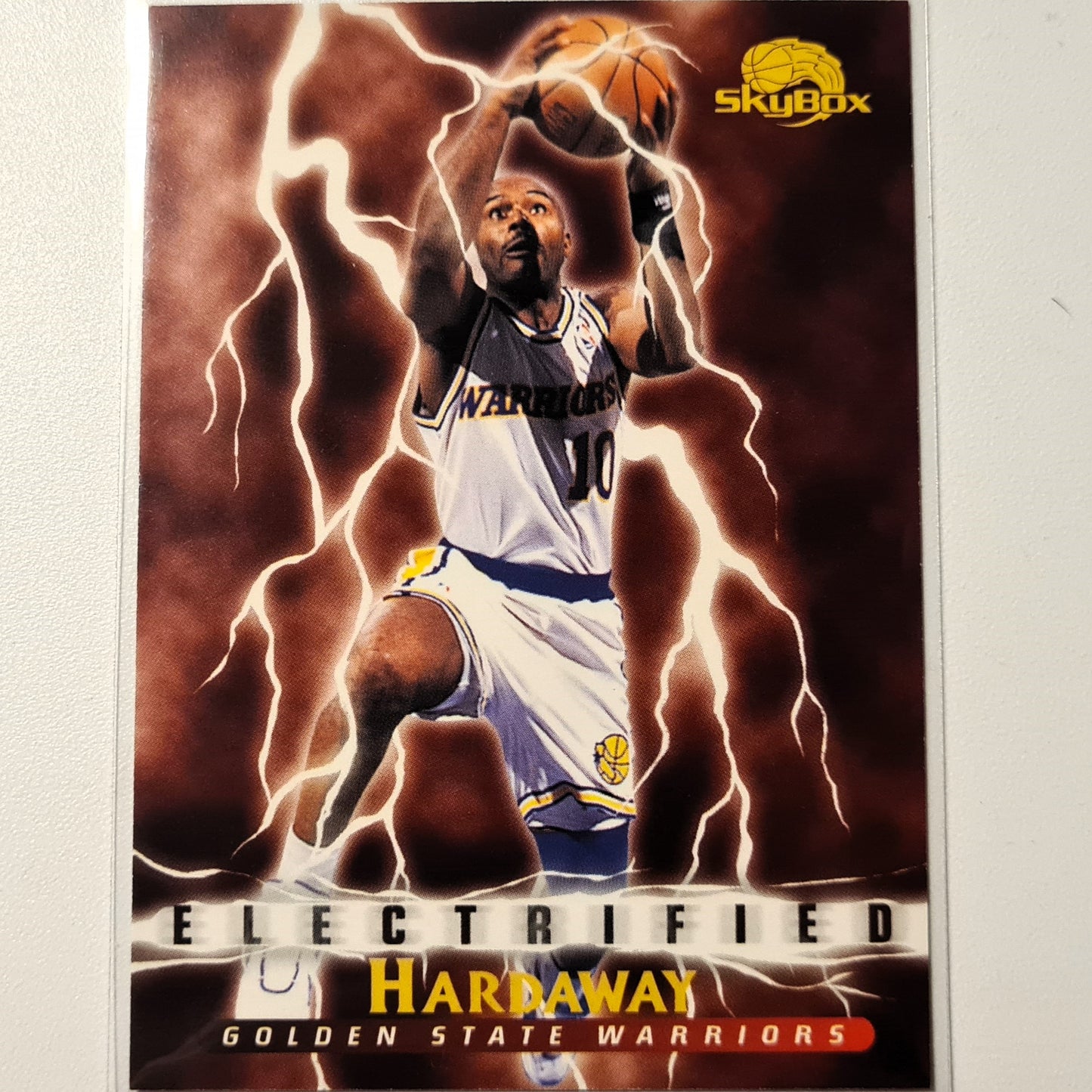 Tim Hardaway 1996 Skybox Electrified Einsatz #284 NBA Basketball Golden State Warriors Excellent Sleeved