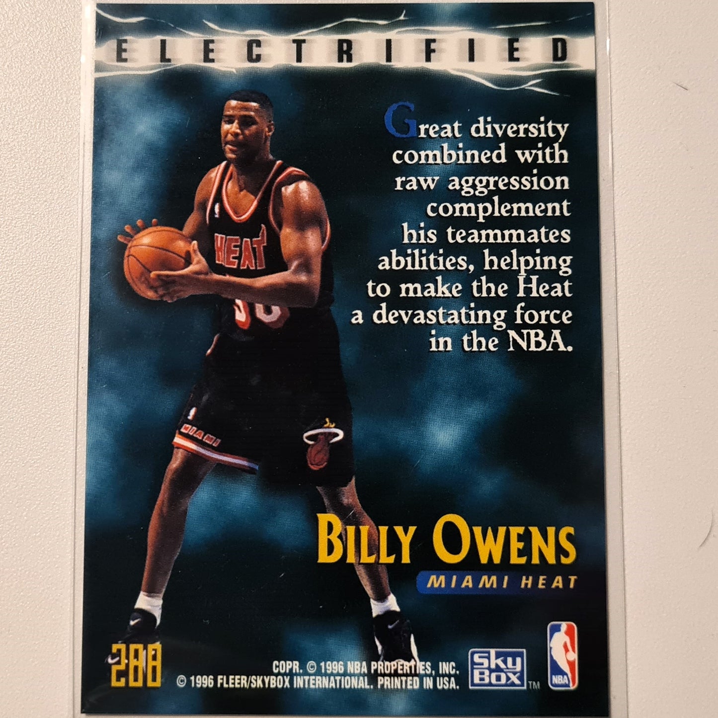 Billy Owens 1996 Skybox Electrified Einsatz #288 NBA Basketball Miami Heat Excellent Sleeved