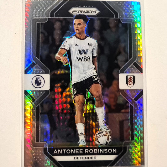 Antonee Robinson 2022-23 Panini Prizm Premier League Refraktor #64 Fußball Fußball Fulham Excellent-Mint Sleeved