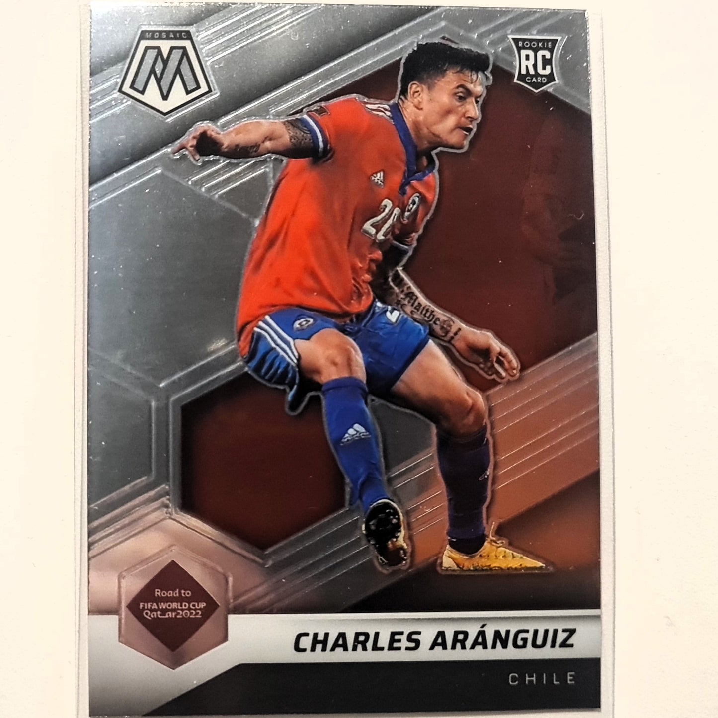 Charles Aranguiz 2021-22 Panini Mosaic Fifa road to the world cup Rookie RC #170 Soccer Chile Excellent-Mint Sleeved