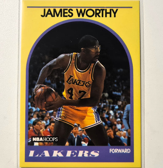 James Worthy 1989 NBA Hoops yellow #50 NBA Basketball LA Lakers Excellent-Mint Sleeved
