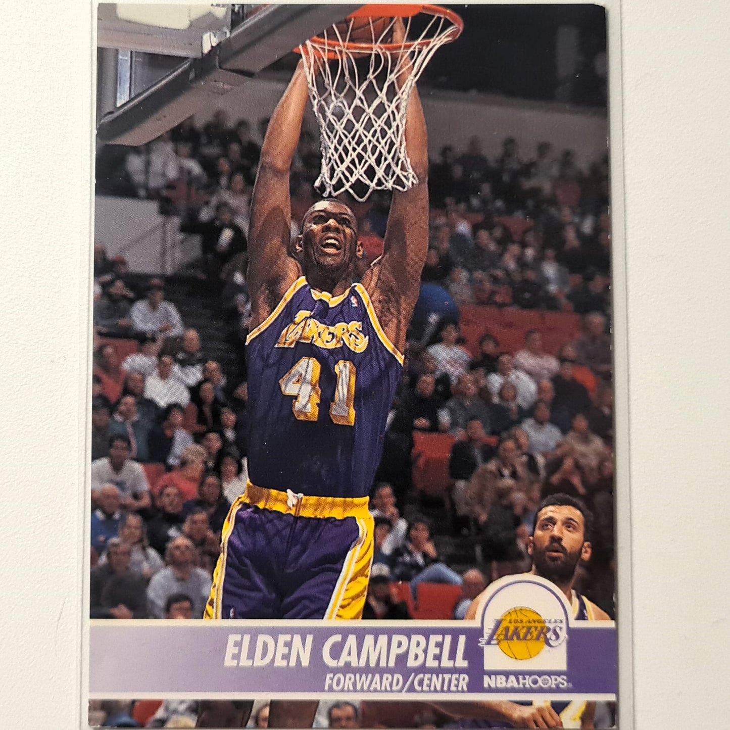 Elden Campbell 1998 Skybox Thunder  #80 NBA Basketball LA Lakers Very good Sleeved