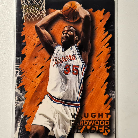 Loy Vaught 1996 Fleer 96-97 Hardwood Leader #131 NBA Basketball LA Clippers, ausgezeichnet, neuwertig, mit Ärmeln