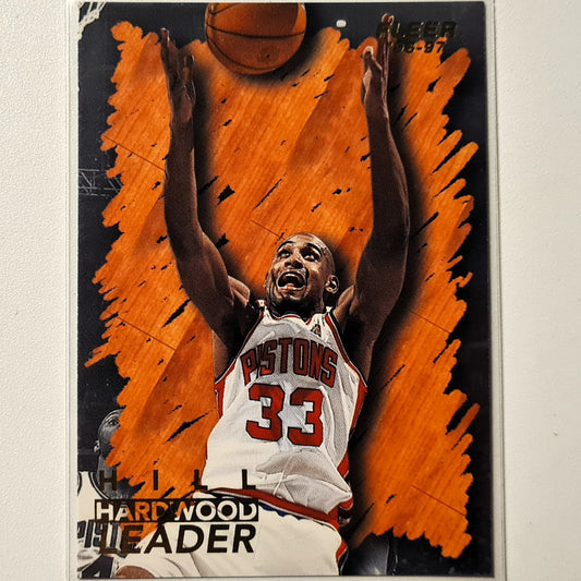 Grant Hill 1996 Fleer 96-97 Hardwood Leader #127 NBA Basketball Detroit Pistons, ausgezeichnete Minze mit Ärmeln