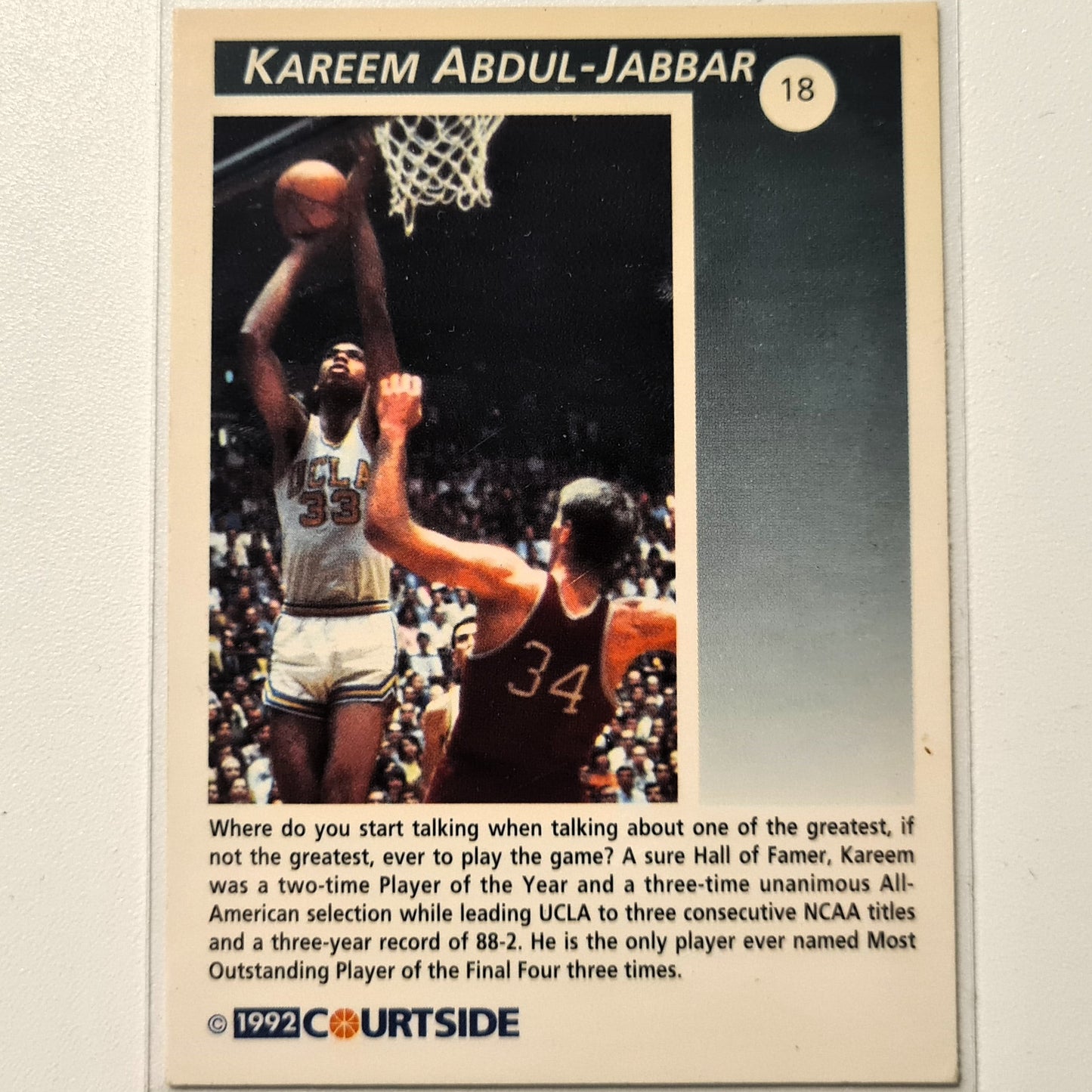 Kareem Abdul-Jabbar 1992 am Spielfeldrand feiert sein 100-jähriges Jubiläum #18 NBA Basketball UCLA Sehr gute Ärmel