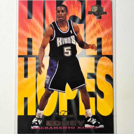 Tyus Edney 1996 Fleer Skybox High Hopes insert Rookie RC HH16 NBA Basketball Sacramento Kings Excellent sleeved