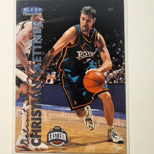 Christian Laettner 1999 Fleer Tradition 99-00  #85 NBA Basketball Detroit Pistons Good + sleeved