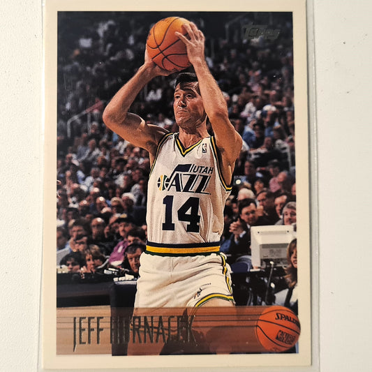 Jeff Hornacek 1996 Topps #9 NBA Basketball Utah Jazz very good/Excellent sleeved