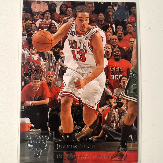 Joakim Noah 2009-10 Upper-Deck #25 NBA Basketball Chicago Bulls Ausgezeichnete Ärmel