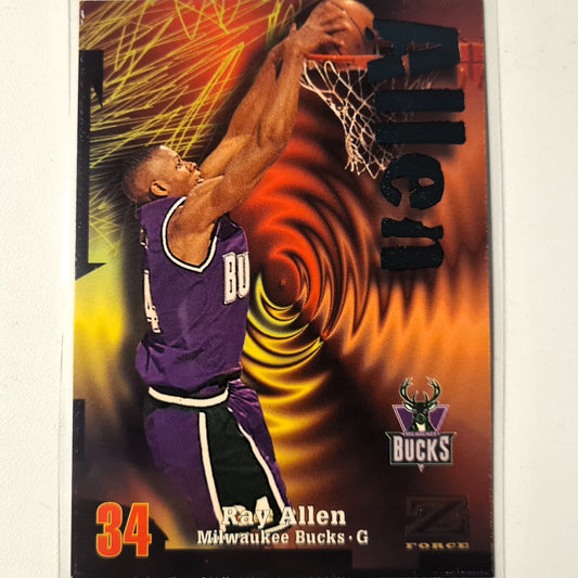 Ray Allen 1997 Skybox Z-force #86 NBA Basketball Milwaukee Bucks Ausgezeichnete Ärmel