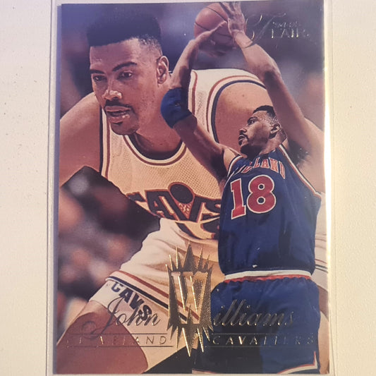John Williams 1994 Fleer Flair 94-95 #32 NBA Basketball Cleveland Cavaliers Ausgezeichnete Ärmel