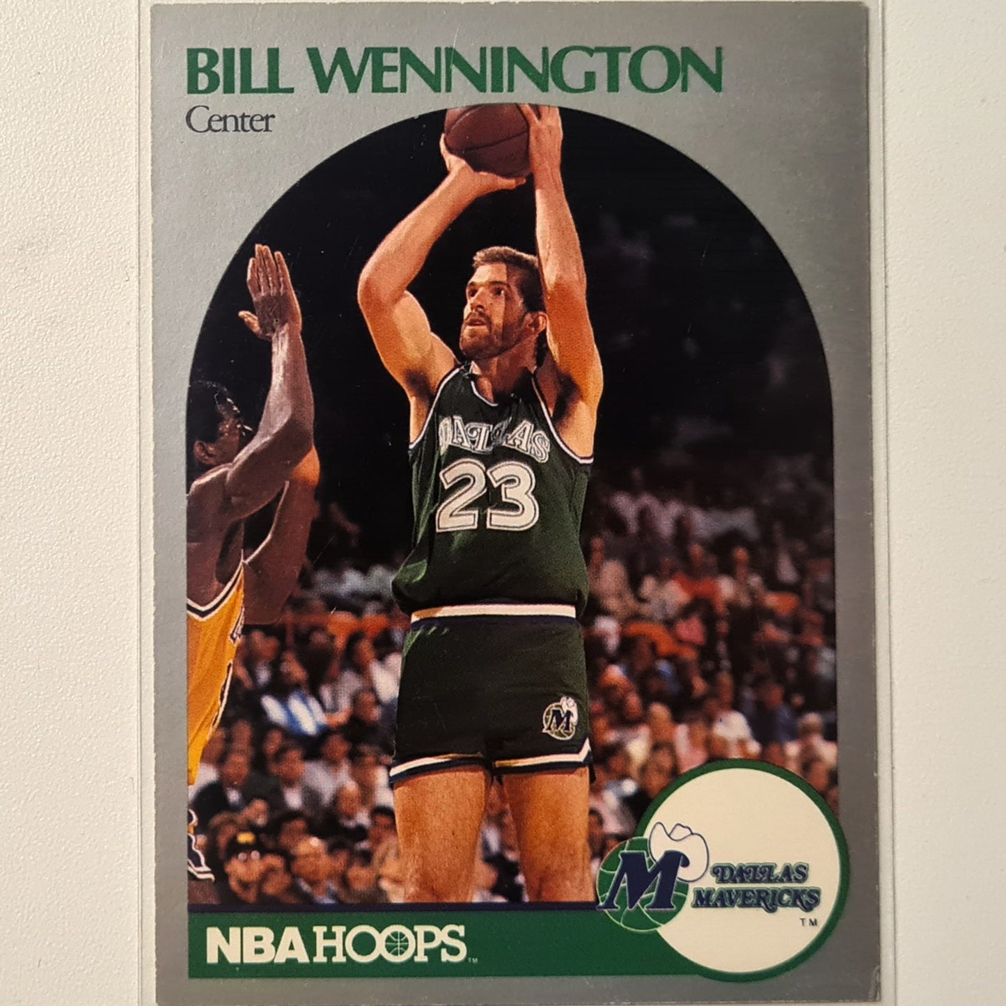 Bill Wennington 1990 NBA Hoops #89 NBA Basketball Dallas Mavericks very good Sleeved