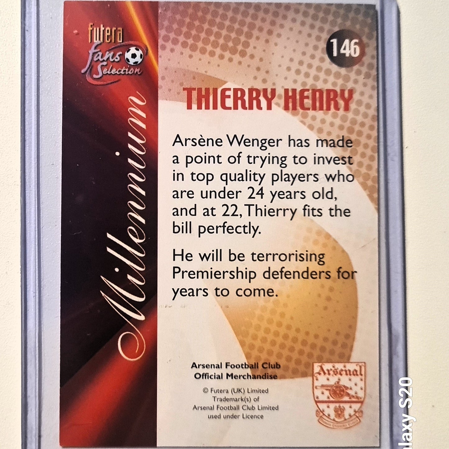 Thierry Henry 1999-2000 Futera Fans Selection Rookie RC Millennium #146 Fußball Fußball Arsenal ausgezeichnete Ärmel