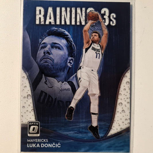 Luka Doncic 2022-23 Panini Donruss Optic Raining 3s #7 NBA Basketball Dallas Mavericks excellent sleeved