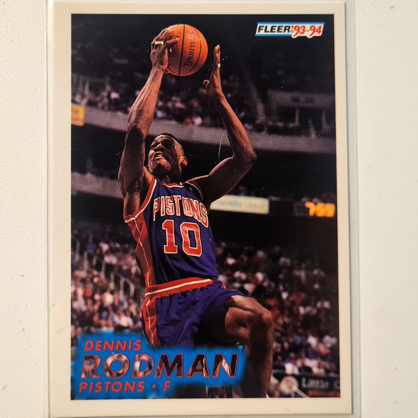 Dennis Rodman 1993 Fleer 93-94  #64 NBA Basketball Detroit Pistons Excellent sleeved