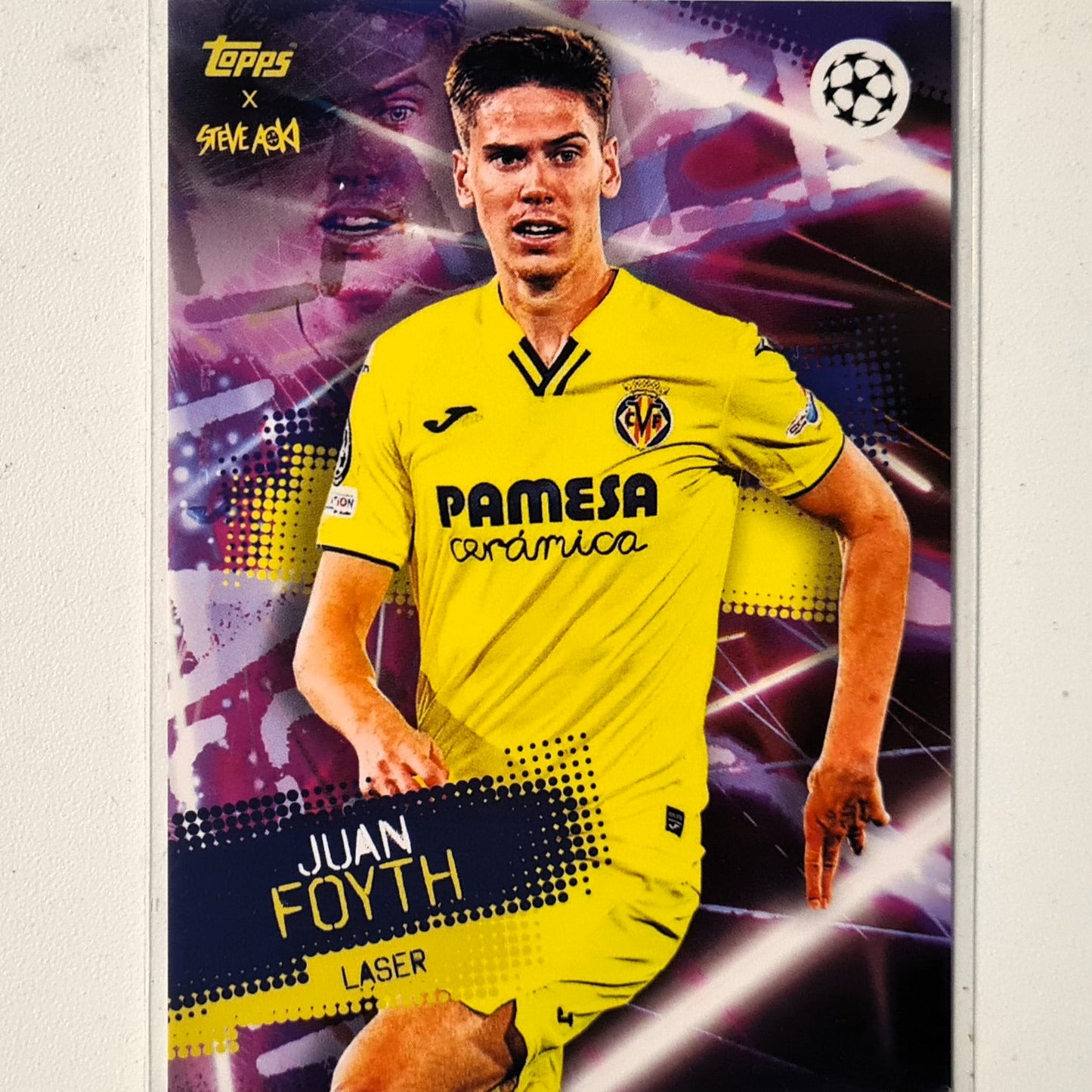 Juan Foyth 2022 Topps Steve Aoki curated laser insert  Soccer Football Villarreal mint sleeved