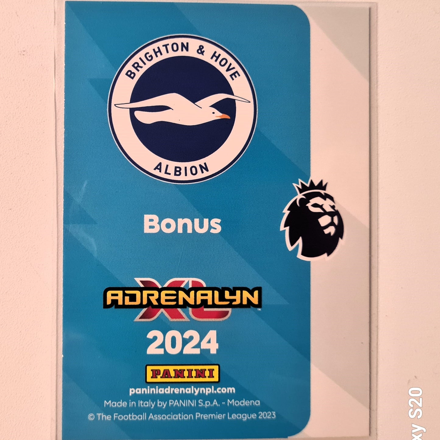 Brighton & Hove Albion Club Crest 2024 Panini Adrenalyn XL Holo #82 Soccer Football Brighton Excellent/mint sleeved