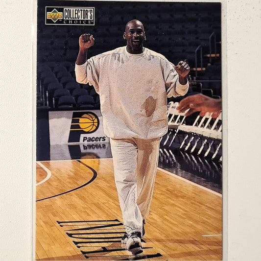 Michael Jordan 1997 Upper-Deck Michael's Magic #391 NBA Basketball Chicago Bulls Very good Sleeved