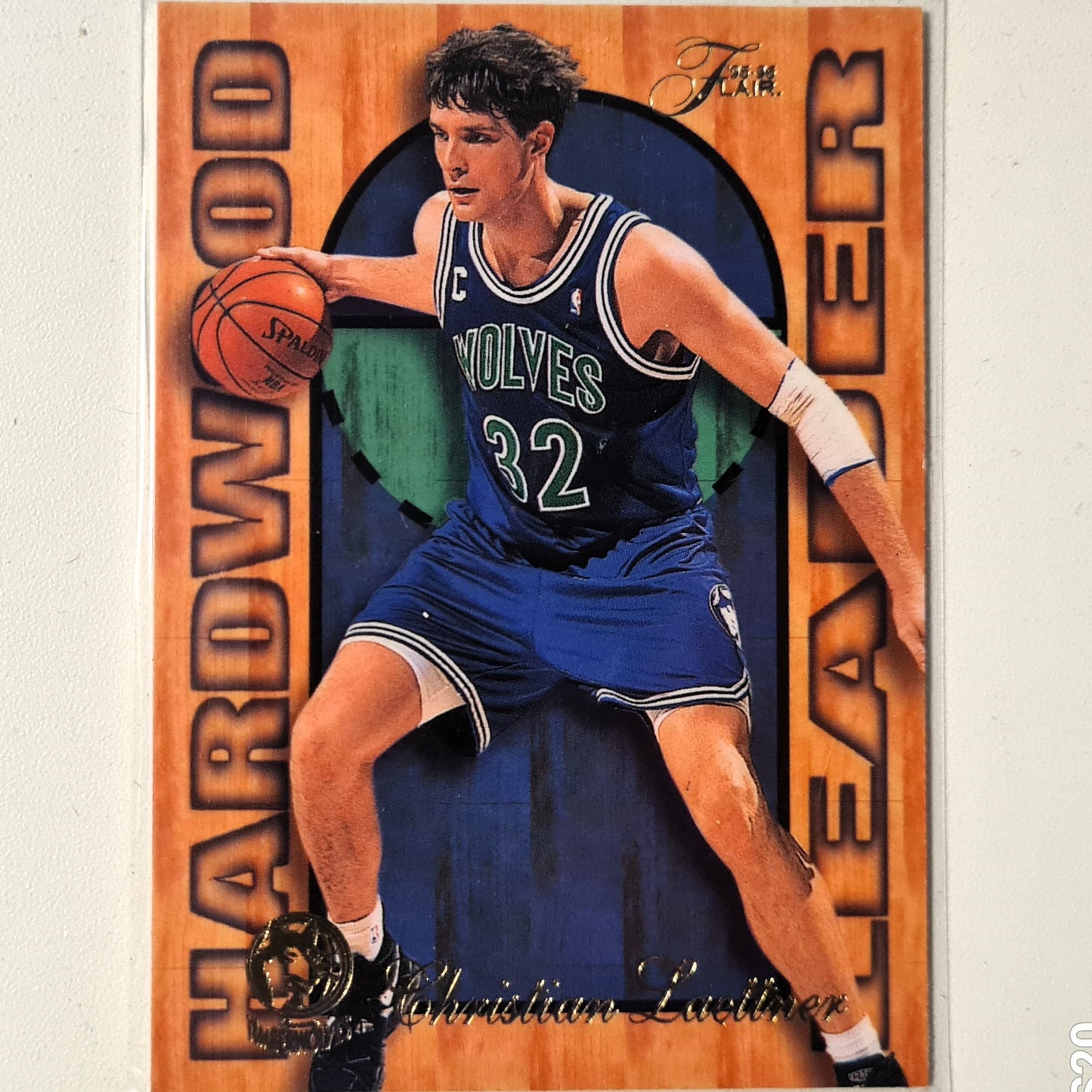 Christian Laettner 1995 Fleer Flair Hardwood Leader 16 of 27 NBA Basketball Minnesota Timberwolves Excellent sleeved