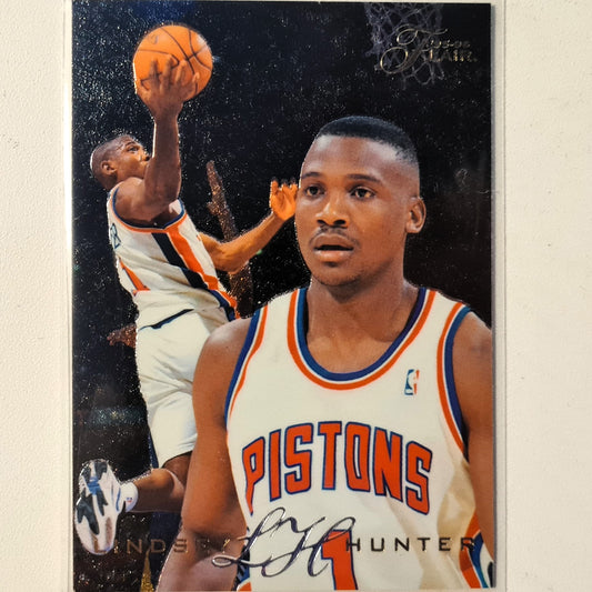 Lindsey Hunter 1995 Fleer Flair 95-96 #39 NBA Basketball Detroit Pistons Excellent Sleeved