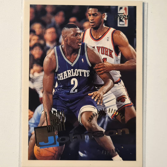 Larry Johnson 1996 Topps #280 NBA Basketball Charlotte Hornets excellent Sleeved