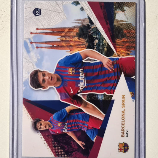 Gavi 2021 Topps Barcelona curated set Rookie RC #35 Soccer football Barcelona excellent sleeved