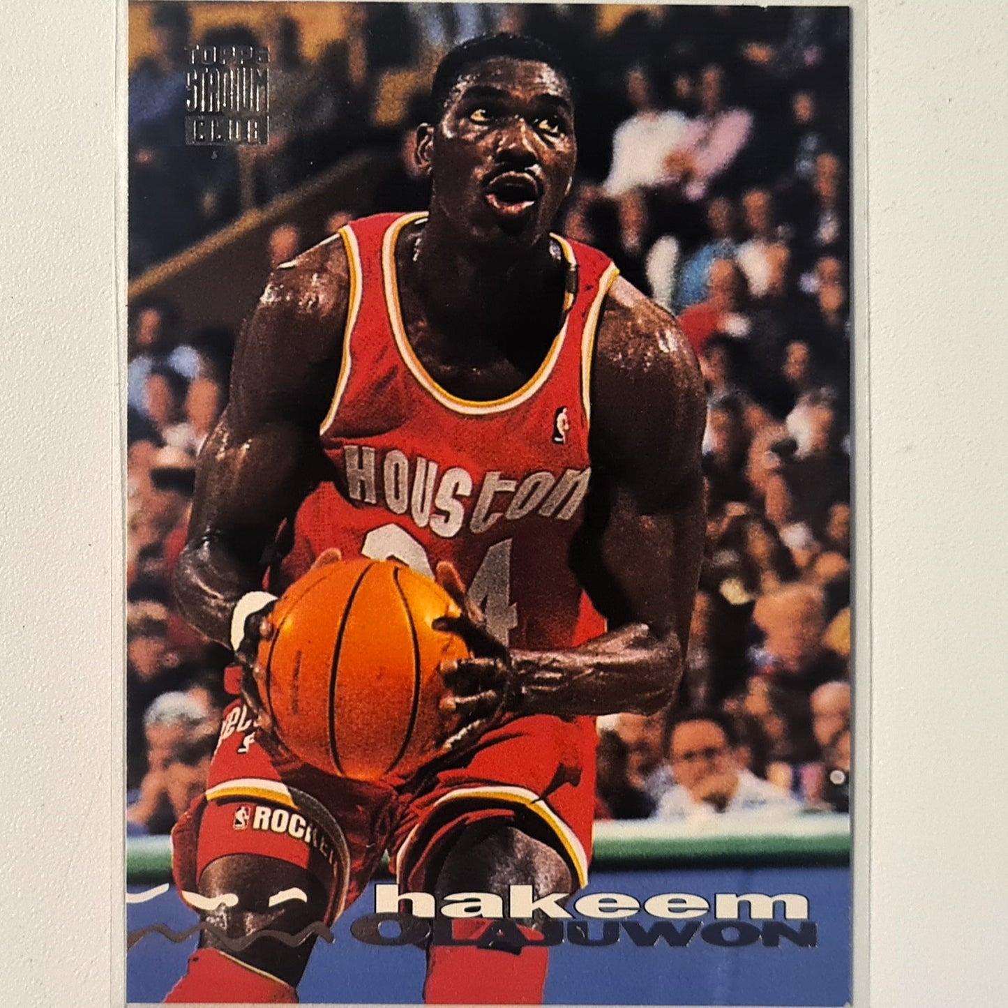 Hakeem Olajuwon 1993 Topps stadium club #89 NBA Basketball Houston rockets very good Sleeved