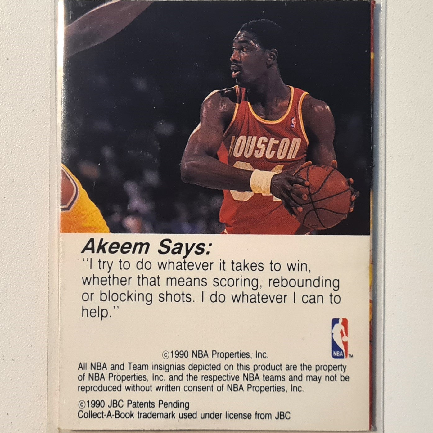 Akeem Olajuwon Hakeem 1990 NBA Hoops Basketball Collect a Books good example in sleeve Chicago Bulls