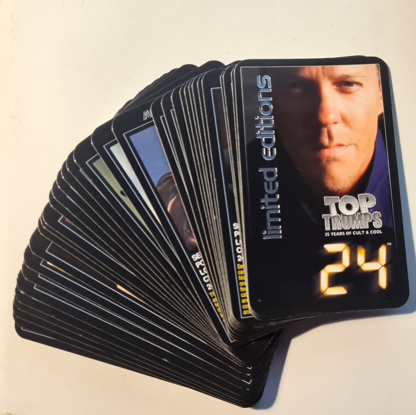 Top Trumps Limited Editions 24 TV Show 2005 Winning Moves  good used complete set