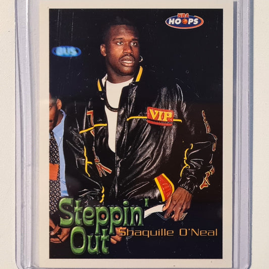 Shaquille O'Neal 1998 Skybox NBA Hoops Steppin Out #164 NBA Basketball LA Lakers Excellent sleeved