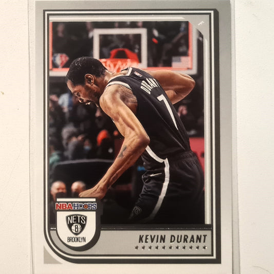 Kevin Durant 2022-23 Panini NBA Hoops #10 NBA Basketball Brooklyn Nets mint sleeved