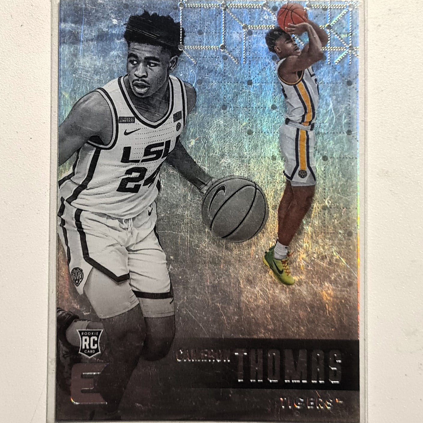 Cameron Thomas 2021 Panini Chronicles Essentials draft picks Rookie RC #115 NBA Basketball LSU/Brooklyn Nets excellent Sleeved