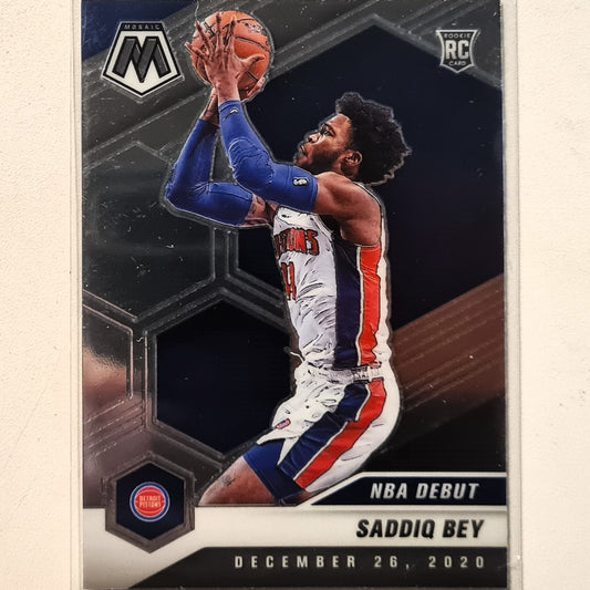 Saddiq Bey 2010-21 Panini Mosaic Debut Rookie RC #276 NBA Basketball Detroit Pistons excellent/mint Sleeved