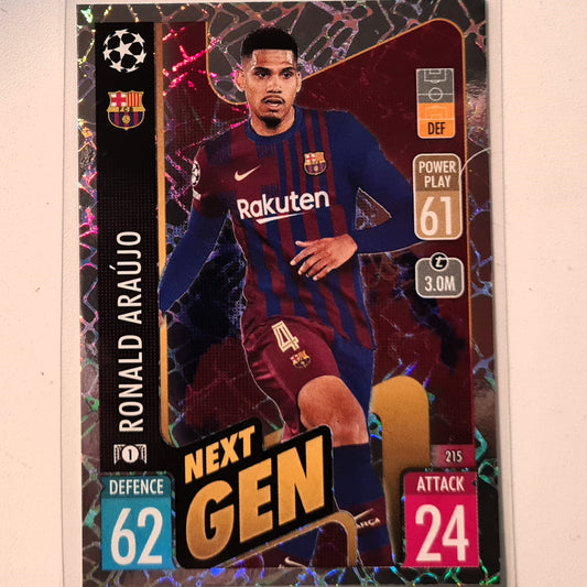 Ronald Araujo 2021-22 Topps Match Attax Next Gen Holo #215 Soccer Football Barcelona Excellent Sleeved