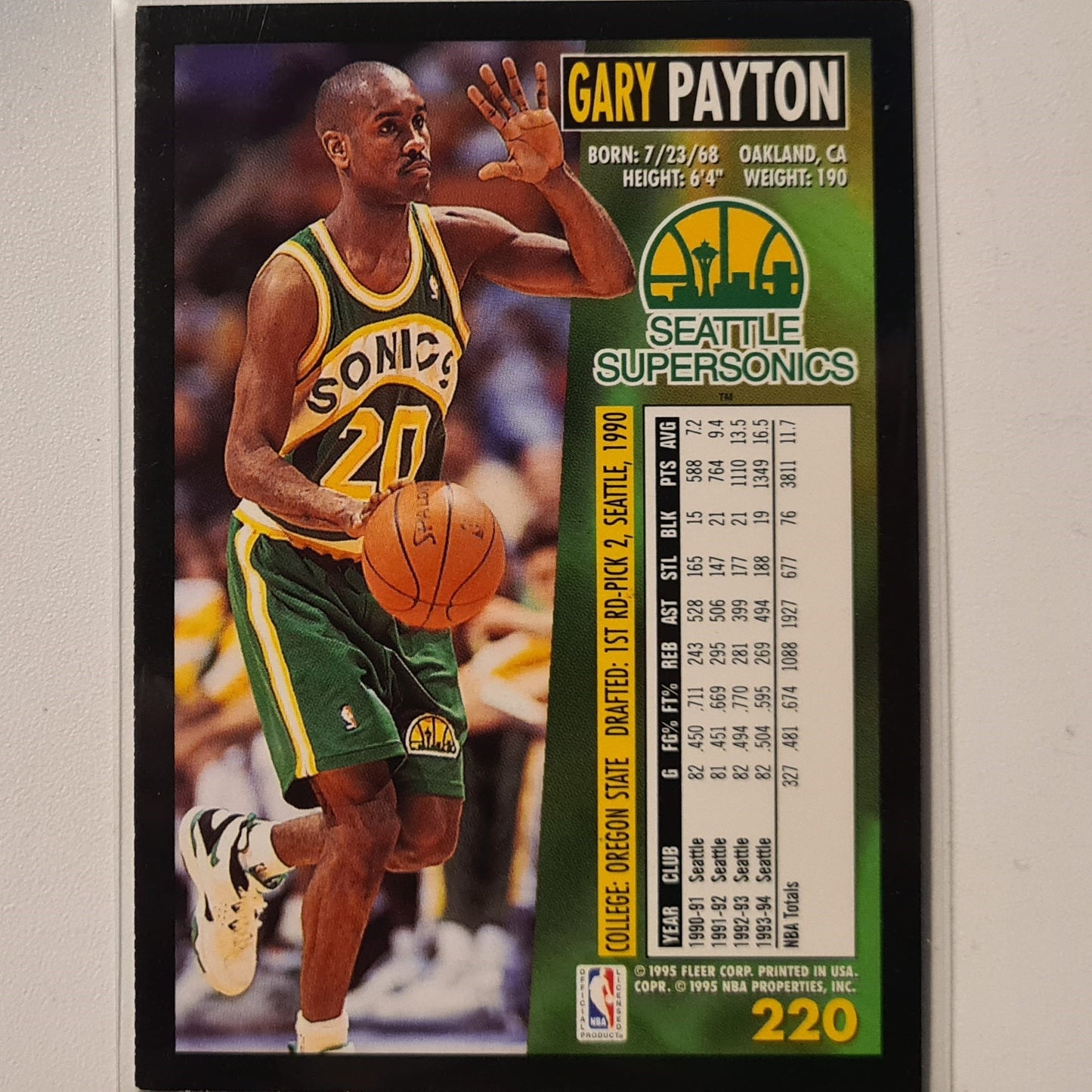 Gary Payton 1995 Fleer 94-95 #220 NBA Basketball Seattle Super Sonics good-very good Sleeved