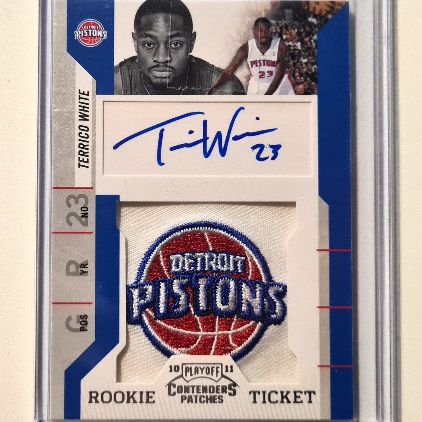 Terrico White 2011 Panini contenders rookie ticket auto club logo patch #113  NBA Basketball Detroit Pistons excellent sleeved