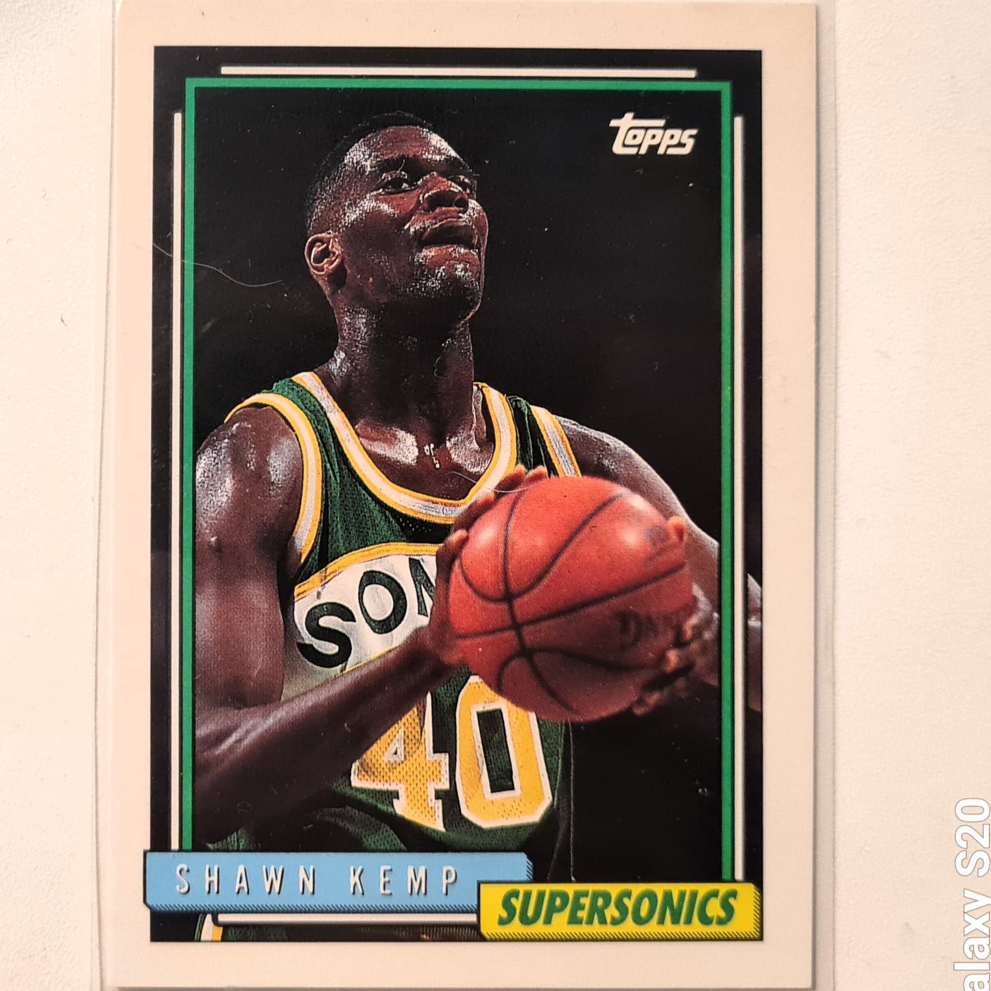 Shawn Kemp 1993 Topps #267 NBA Basketball Seattle Super Sonics Shawn Kemp very good  sleeved