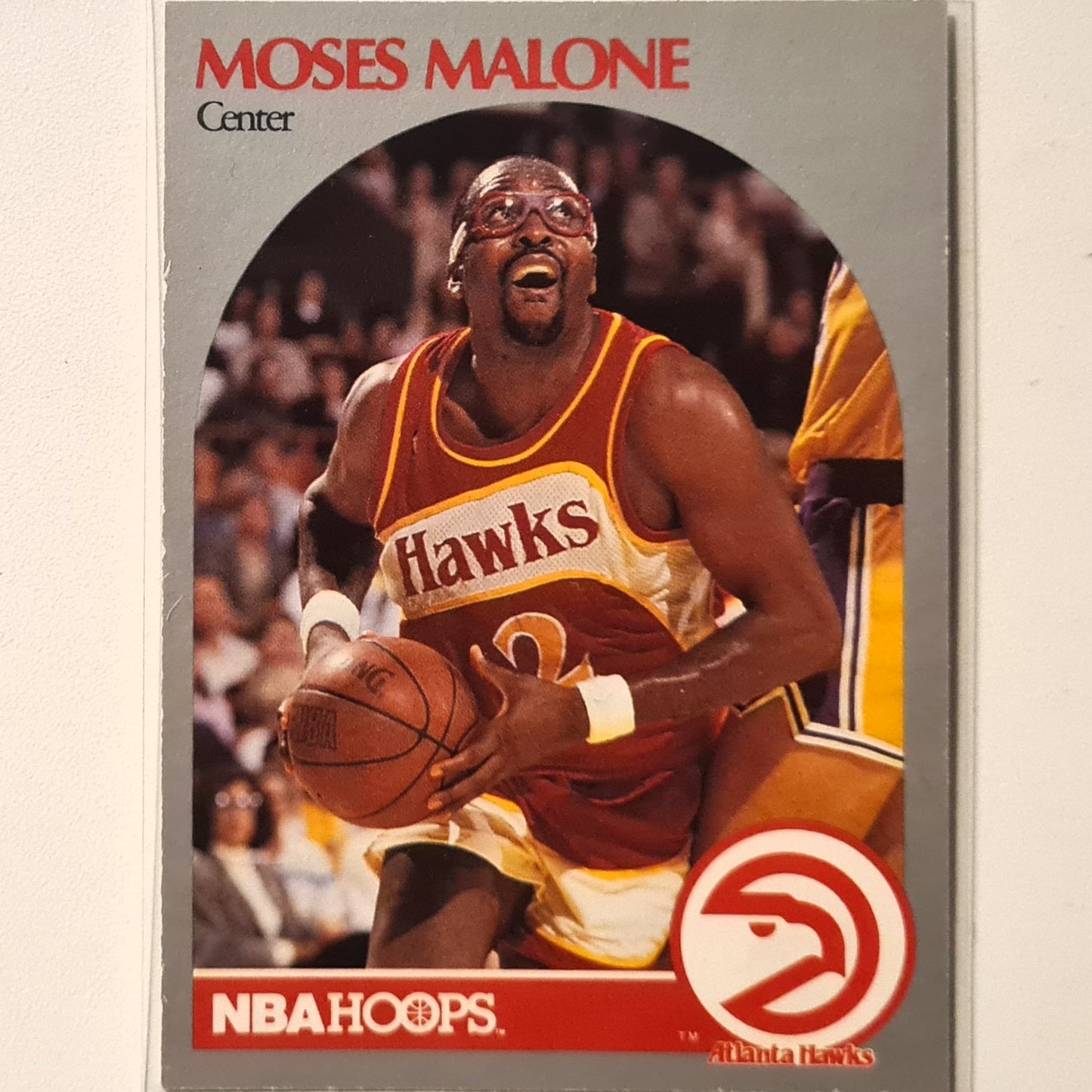 Moses Malone 1990 NBA Hoops #31 NBA Basketball Atlanta Hawks Excellent/mint Sleeved