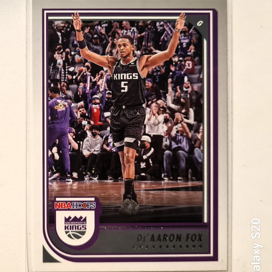 De'Aaron Fox 2022-23 Panini NBA Hoops #157 NBA Basketball Sacramento Kings excellent/mint Sleeved