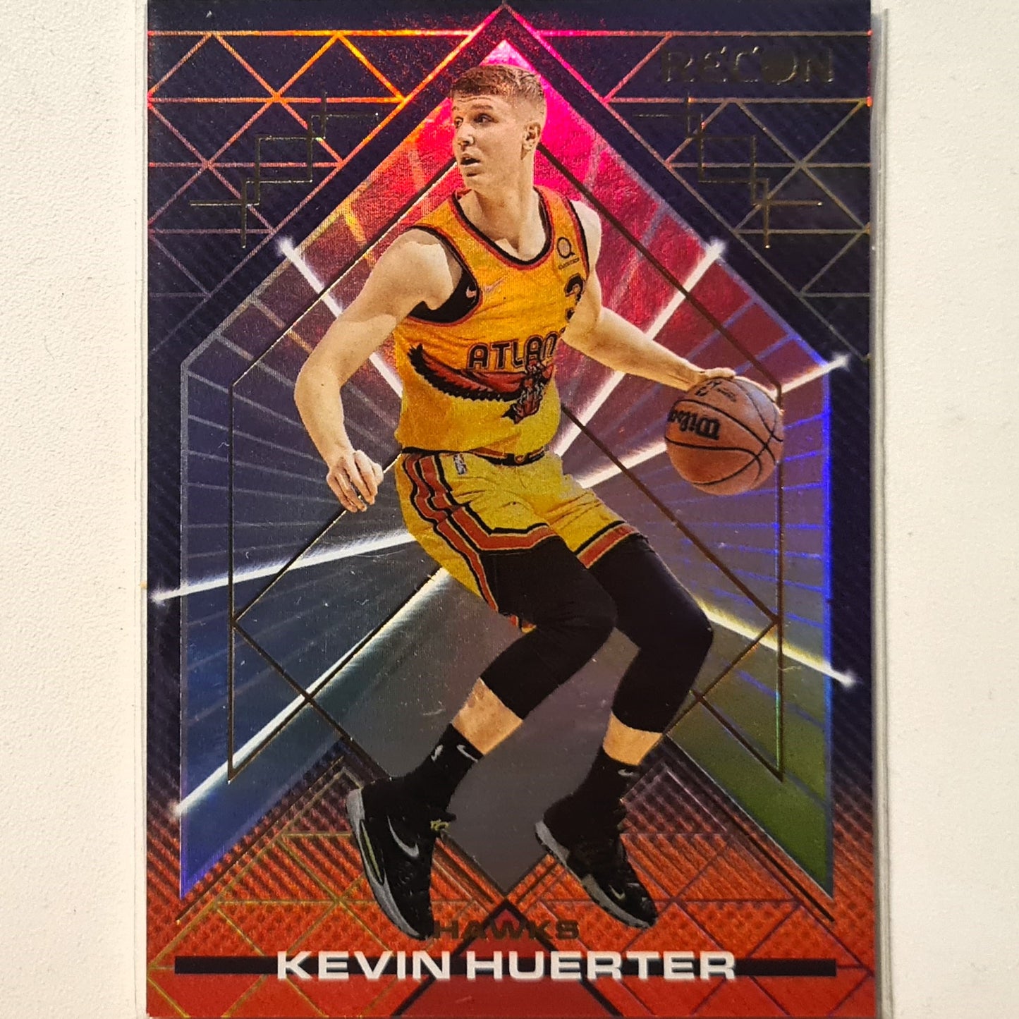 Kevin Huerter 2021-22 Panini Recon #170 NBA Basketball Atlanta Hawks excellent Sleeved