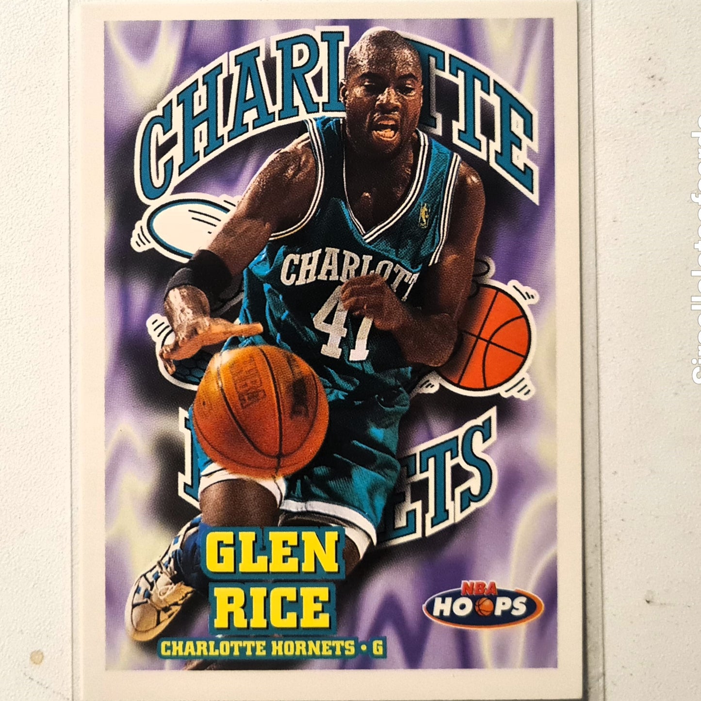 Glen Rice 1997 Skybox NBA Hoops #23 NBA Basketball Charlotte Hornets Excellent sleeved