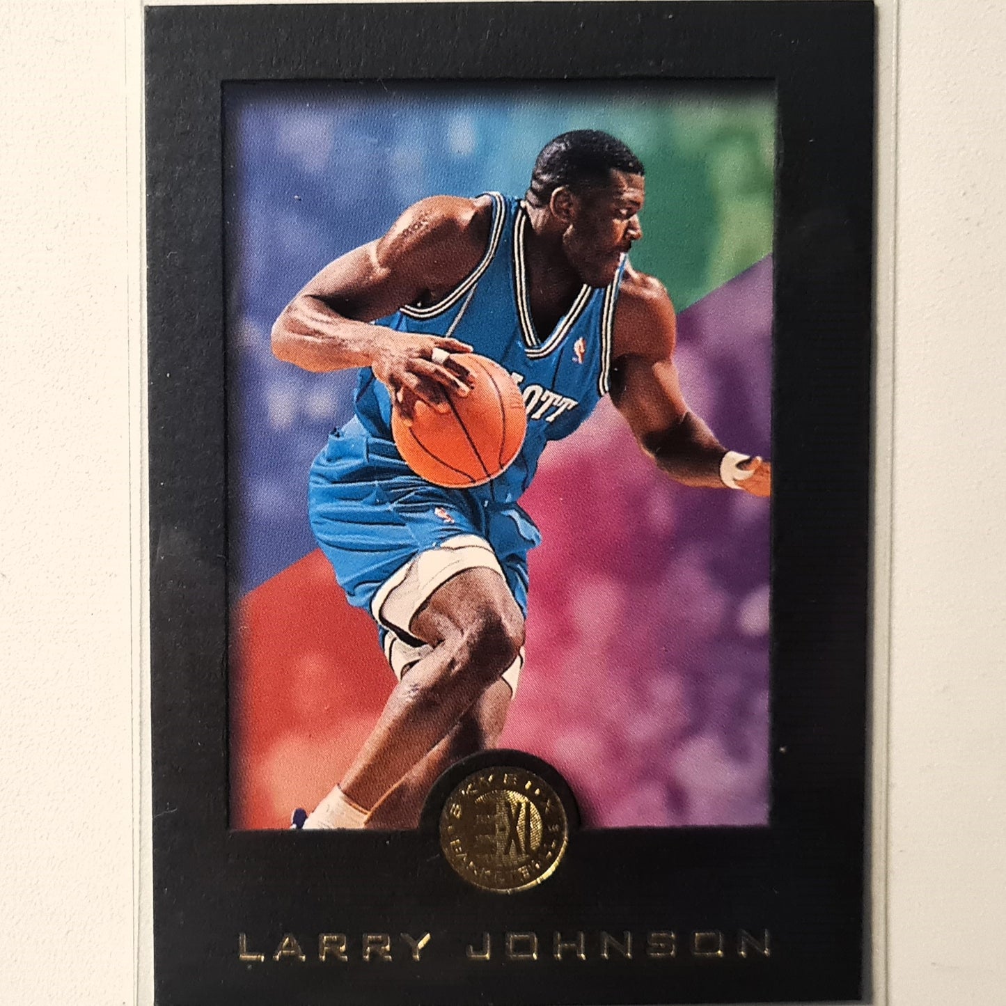Larry Johnson 1996 Skybox E-XI #8 NBA Basketball charlotte hornets Excellent sleeved