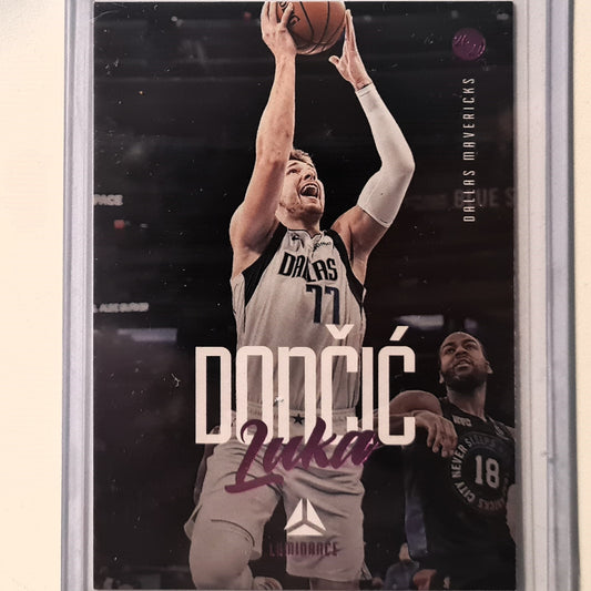 Luka Doncic 2020-21 Panini Chronicles Luminance pink variant #160 NBA Basketball Dallas Mavericks Excellent sleeved