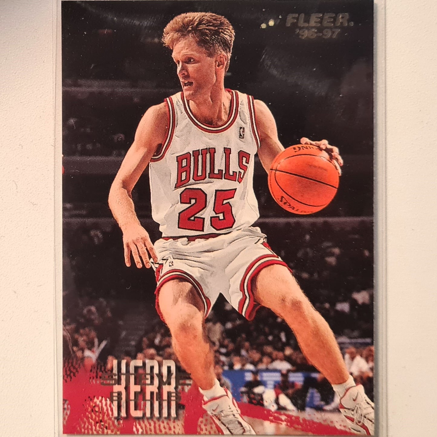 Steve Kerr 1997 Fleer 96-97 #165 NBA Basketball Chicago Bulls excellent sleeved