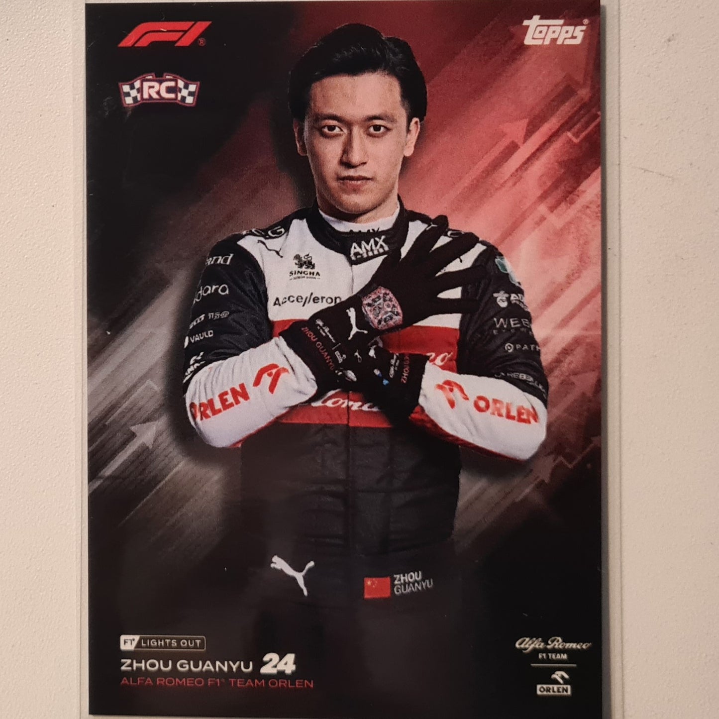 Zhou Guanyu 2023 Topps F1 lights out Rookie RC  F1 Formula one Alfa Romeo Excellent/mint sleeved