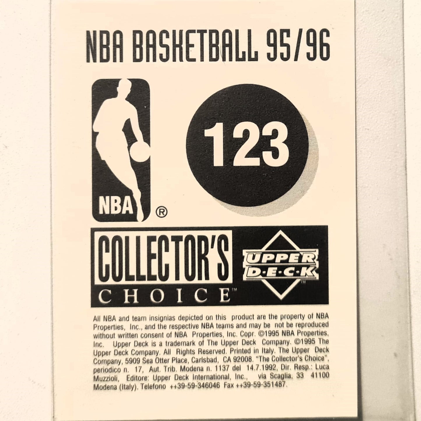 Scottie Pippen 1995 Upper-Deck Collectors Choice NBA Basketball 95/96 Sticker #123 Chicago Bulls excellent Sleeved