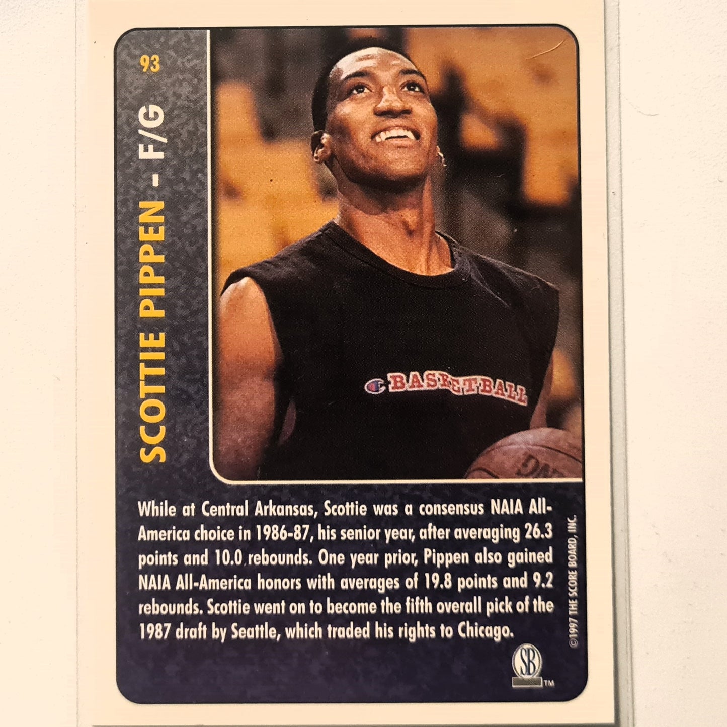 Scottie Pippen 19957 Score Board Basketball Rookies #93 NBA Basketball Chicago Bulls excellent Sleeved