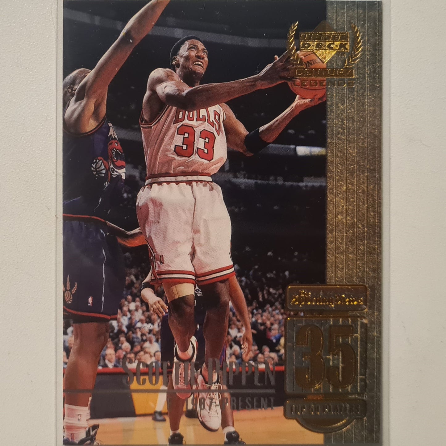 Scottie Pippen 1999 Upper-Deck Century Legends #35 NBA Basketball Chicago Bulls Excellent Sleeved