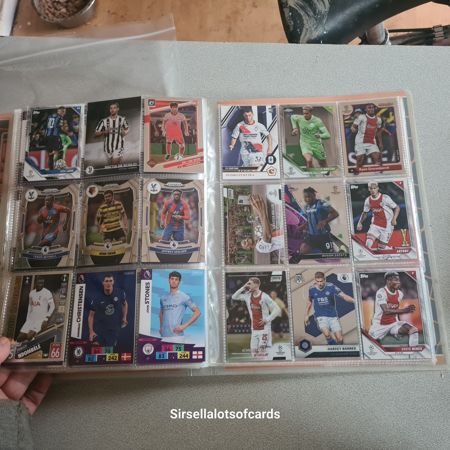 Football Soccer trading bulk binder bundle 333 cards 90's to present mixed sets teams players lot 3