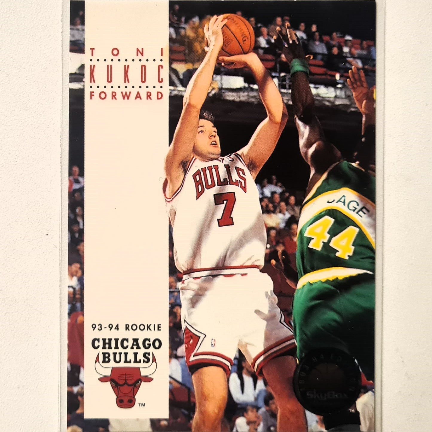 Toni Kukoc 1994 Skybox 93-94 Rookie RC #207 NBA Basketball Chicago Bulls Excellent Sleeved